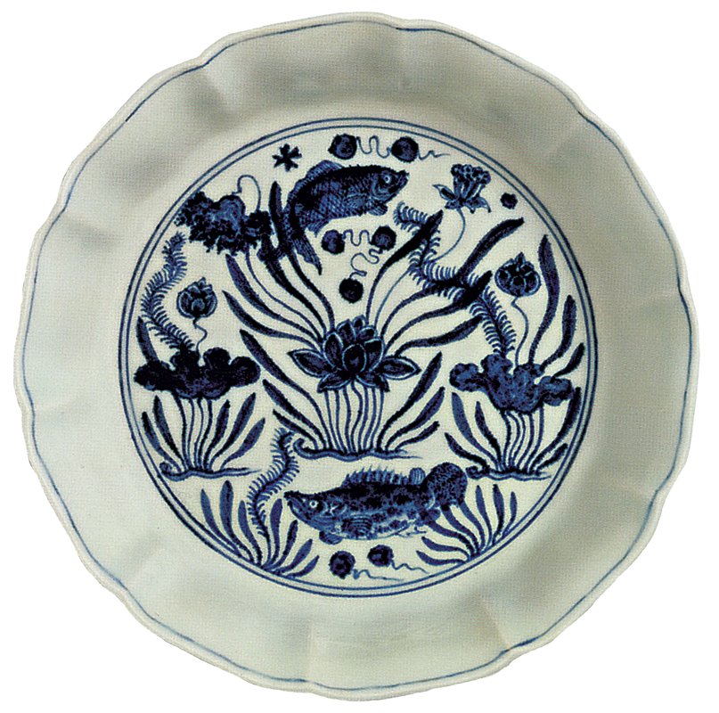 2011年4月7日香港蘇富比編號54明宣德〈青花魚藻紋棱口洗〉，徑18厘米，成交價5,106萬港元。