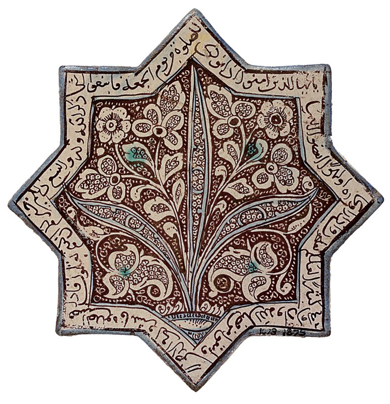 1262年陶磚，伊朗卡尚製品，設計者可能Ali ibn Muhammad ibn Abi Tahir。。© V&A。