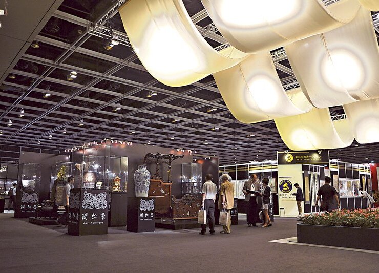 國際古玩展，M型化的兩端──香港IAF傳真 1