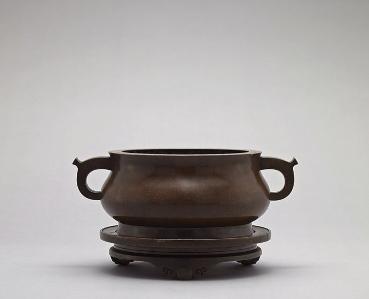 張大千1966年作〈蔬果冊〉八開，，紙本鏡心，27×24厘米×8。