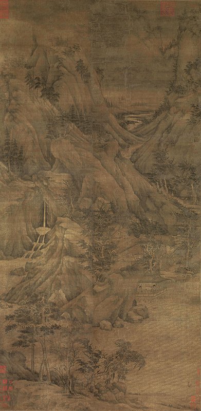 （傳）五代董源〈溪岸圖〉軸，絹本水墨淺設色，221.5×110厘米，美國紐約大都會美術館藏。圖／取自美國紐約大都會美術館官網。