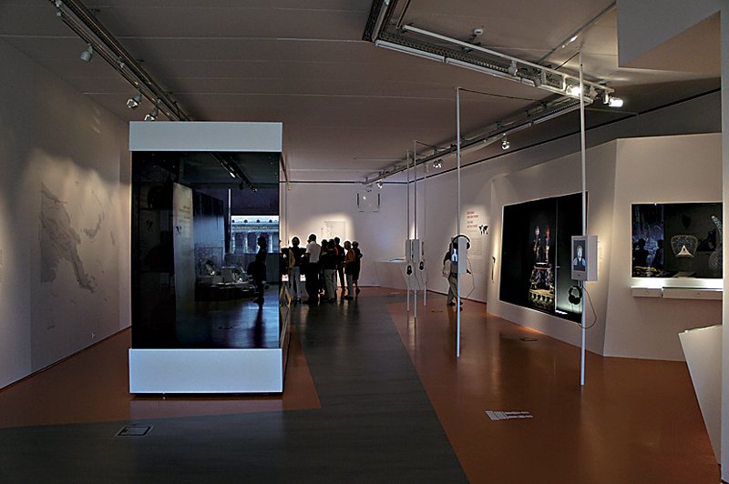 「Humboldt-Box」展出未來「洪堡論壇」的雛形。