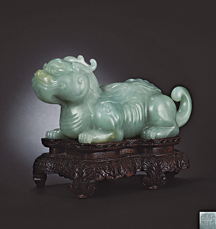 左圖 齊白石巨幅作品〈祖國頌〉以人民幣8,280萬元成交，是2012年秋成交價最高的近現代書畫作品。