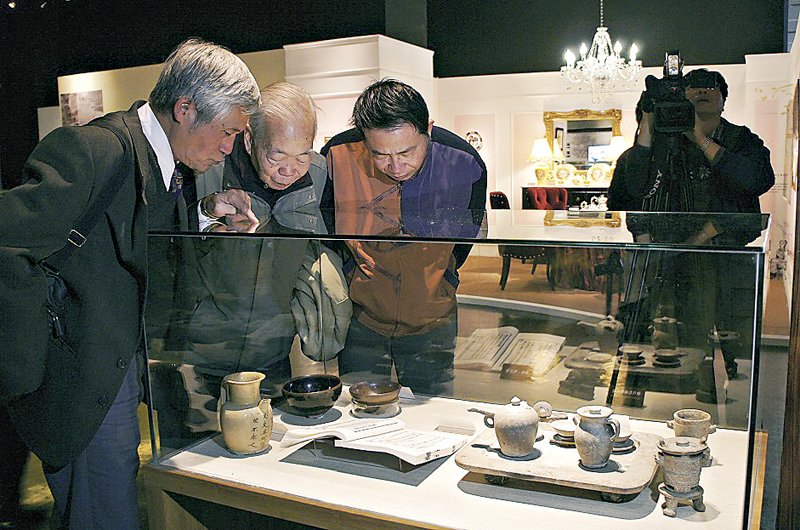 雅緻，帝王指定品味 金成旭映─清雍正琺瑯彩瓷特展