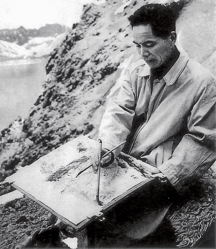 1961年6月15日，關山月在長白山天池寫生。