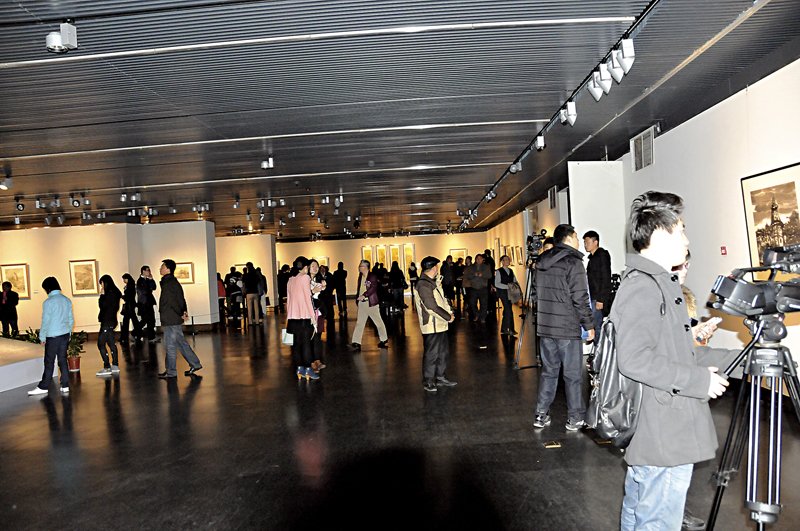 「青藍溢韻」展覽現場。