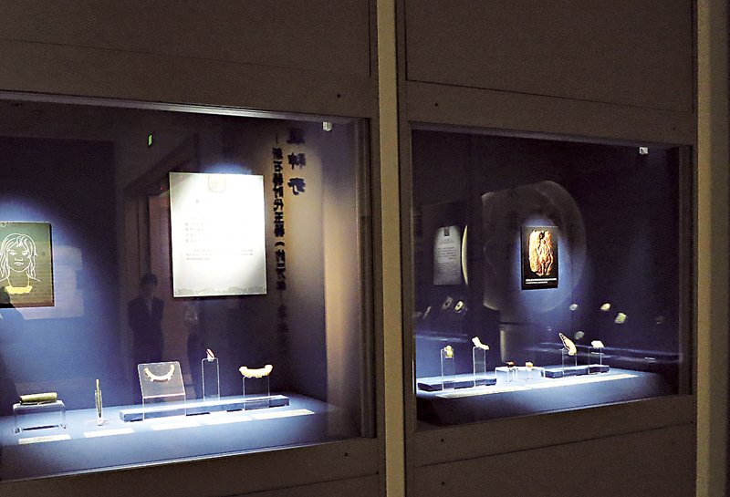 「聚賞珍玉－中國古代玉器陳列」展廳入口一角。