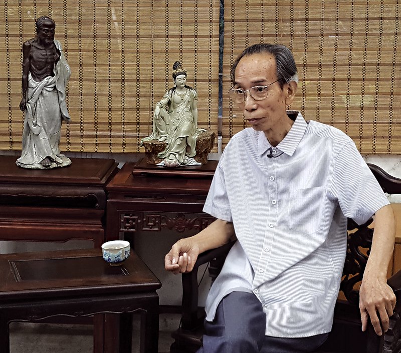 石灣陶塑大師廖洪標，2013年5月22日攝於專訪現場。