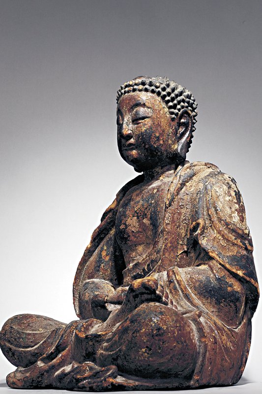 宋～元〈木雕漆金阿彌陀佛像〉，高51.5公分，日本奈良寺院舊藏。