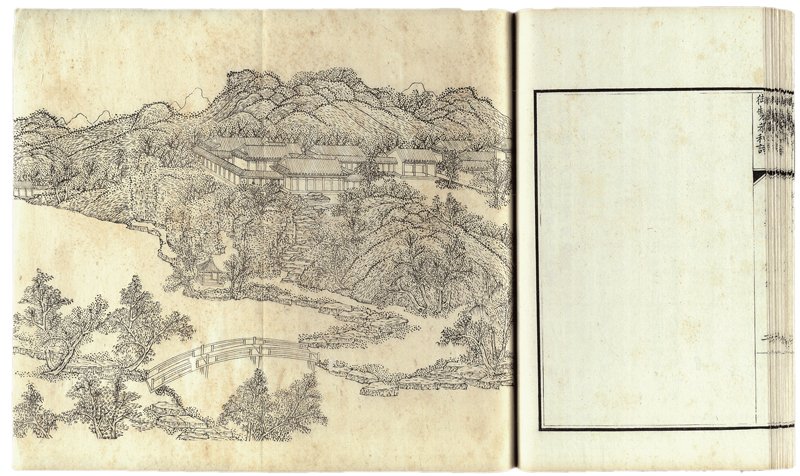 〈萬壑松風〉，收於《御製避暑山莊詩》，國立故宮博物院藏。圓明園「鏤月開雲」曾是乾隆皇帝與祖父康熙皇帝初次見面的地點，熱河避暑山莊「萬壑松風」則是他與祖父朝夕相處的所在，為了感念祖父的教誨之恩，乾隆後將兩處易名為紀恩堂。