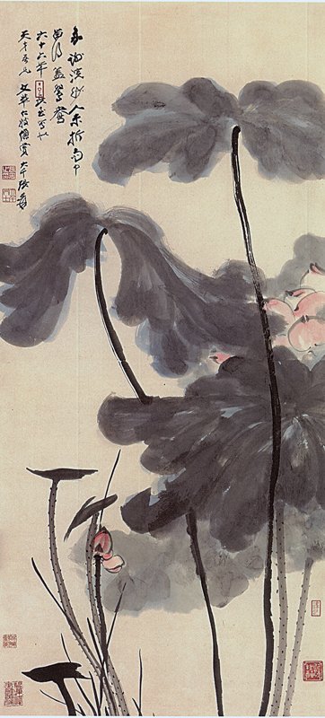 張大千1977年畫荷花〈碧雲紅妝〉，此作為大千送給黃天才、莊文華夫婦銀婚紀念的禮物。畫右側荷梗中央處，可見大千畫荷梗以上下二筆絕技畫成之痕跡。