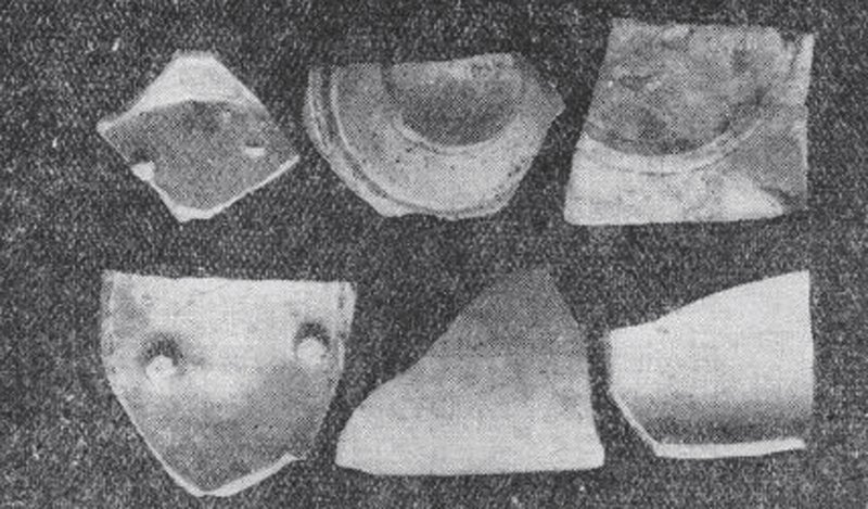 1957年，北京故宮博物院馮先銘對定窯遺址進行複查，在距澗磁村西南一里許山腳下，發現高足盤、碗等青釉瓷片30餘件。