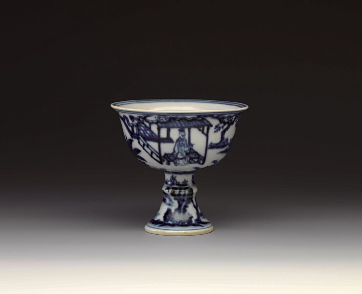 明宣德（1426～1435）「大明宣德年製」款〈青花庭園人物梵文高足杯〉。