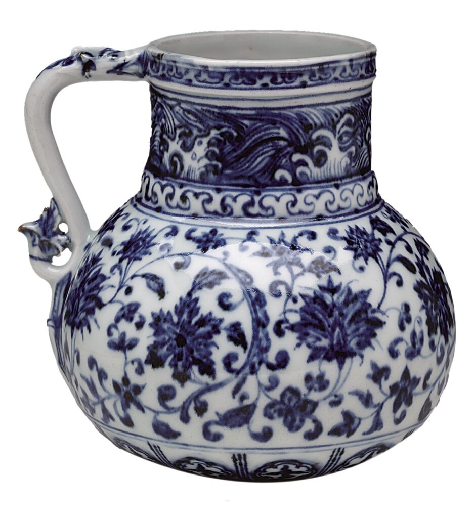 明永樂〈青花纏枝紋花澆〉，大英博物館藏，E.B. Havell捐贈。©The Trustees of the British Museum。