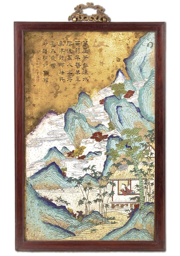 清乾隆〈紫檀邊掐絲琺瑯御題桐筠仙館掛屏〉，長71公分，寬47公分。