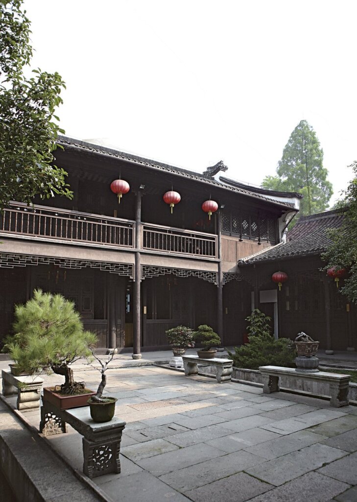 2009年，西泠拍賣五週年，遷至晚清大學士王文韶故居現址。