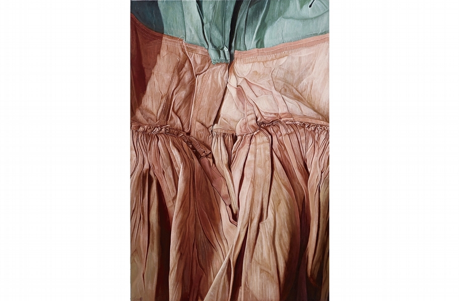 克魯斯Marina Cruz|粉紅褶襉 油彩、畫布153.5x101.8cm 2014安卓藝術提供