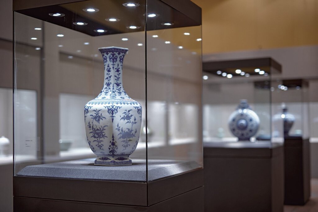 東方保利暨時間博物館──首展「御賞拾珍－元明清官窯瓷器珍藏」特展 3