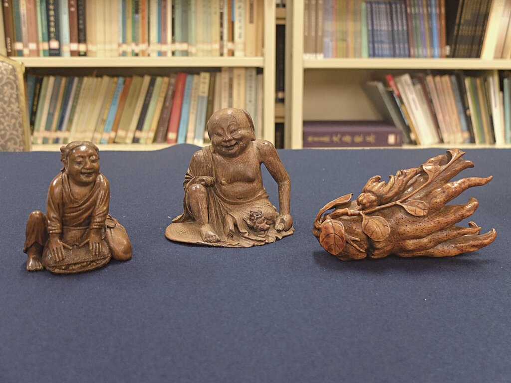 鴻禧美術館竹刻收藏(部分)。攝影╱林容伊。