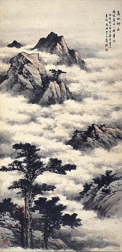 黃君璧1966年作〈高山仰止〉，128×61公分，台北國立歷史博物館。