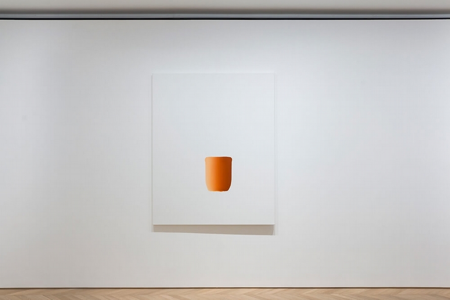Dialogue, 2014, Oil on canvas, 162 cm x 130 cm x 3cm© Lee Ufan, Courtesy of Pace Hong Kong