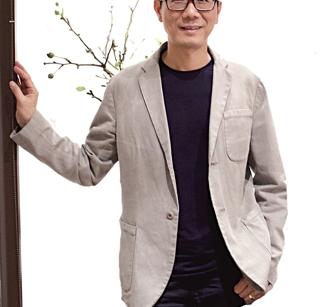 居意古美術負責人張富荃。