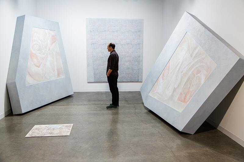 邁阿密巴塞爾藝術博覽會（Art Basel Miami Beach）一景，圖為François Ghebaly Gallery 於「Positions」展區帶來的Dan Bayles。© Art Basel