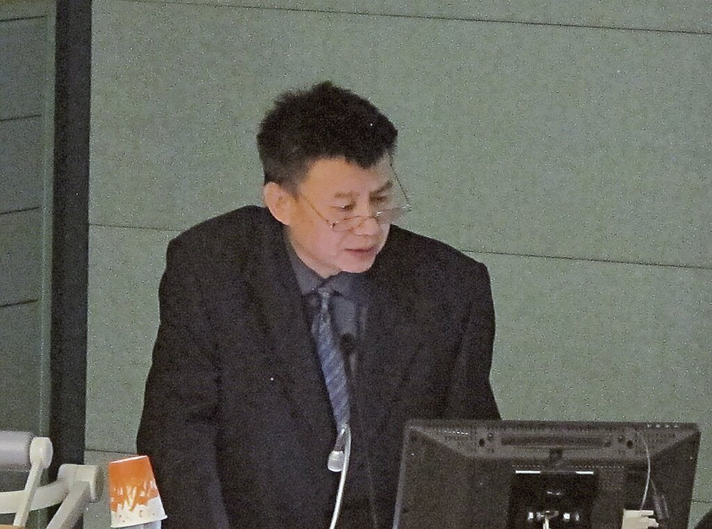 胡海帆。