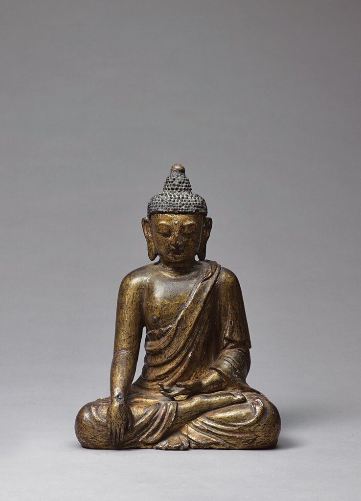 明永宣時期〈官造木胎金髹釋迦牟尼坐像〉,高31.5公分。