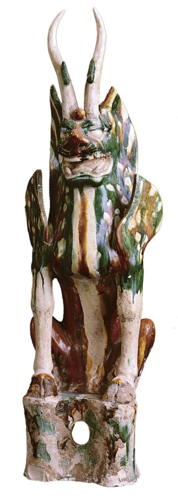 唐代〈三彩獸面鎮墓獸〉高65公分，國立歷史博物館藏