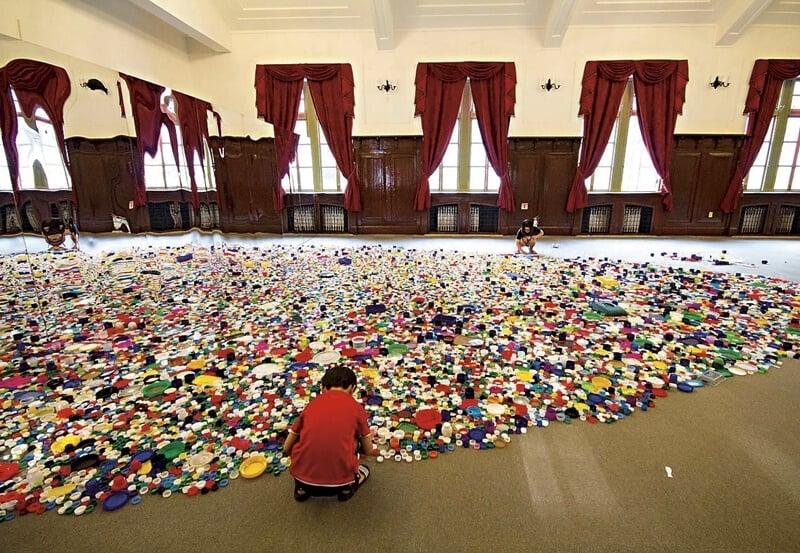 崔正化（Choi Jeong Hwa），花朵的曼陀羅（Mandala of Flowers），Image courtesy: Choi Jeong Hwa Studio