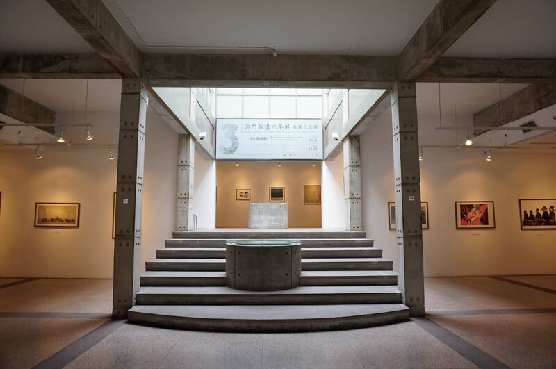 塔石藝文館正連袂展出「澳門版畫三年展」。（攝影／高子衿）