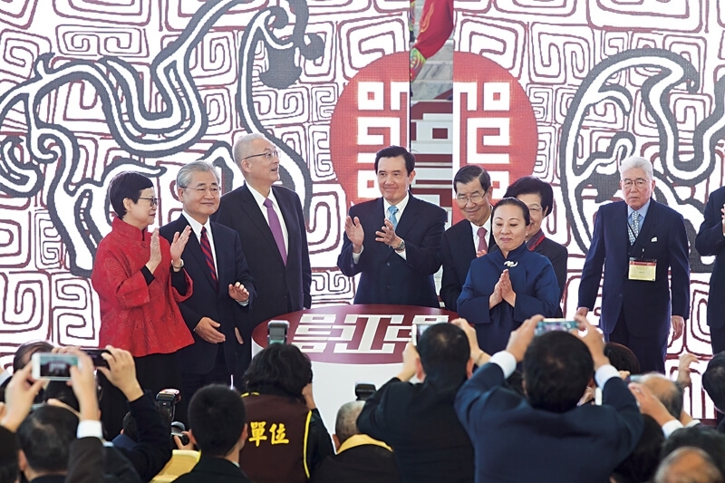 國家重要文化公共建設的開幕，卻以行政內閣為主要貴賓的南院開幕儀式。（攝影／陳俊松）