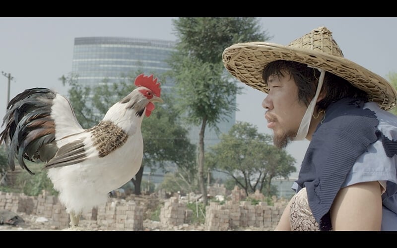 曹斐│Rumba II: Nomad 錄像 14''16'''' 2015 Courtesy of artist and Vitamin Creative Space