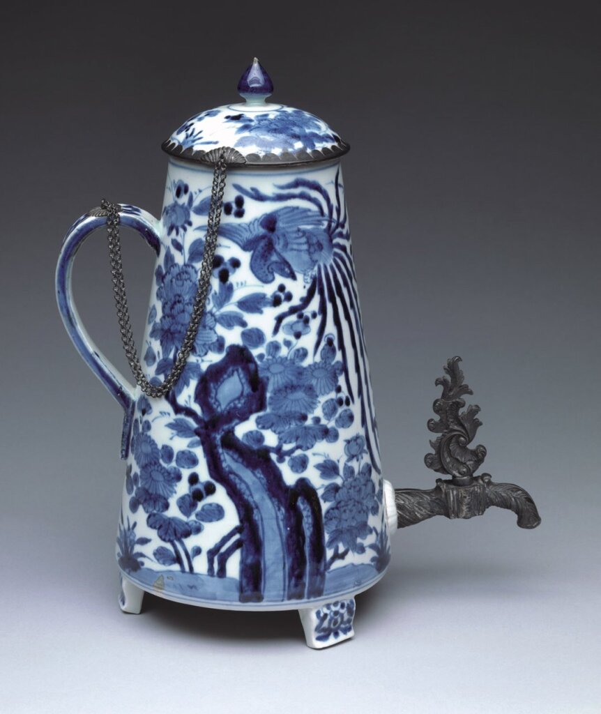 日本1650～1675年〈咖啡壺〉，美國大都會藝術博物館藏。為Samuel P. Avery Collection。