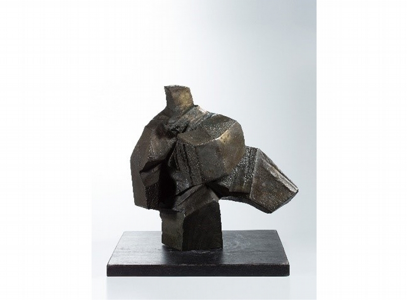 朱銘，《轉身踢腿》，銅，10/10 H 65cm。