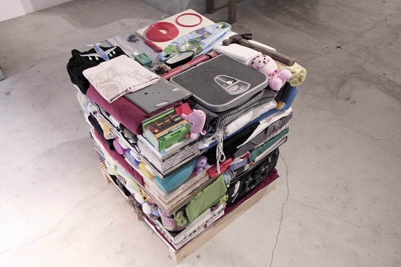 阿奎禮贊夫婦Alfredo and Isabel Aquilizan｜地址：另一個國家計畫Address: Project Another Country 二手物件 62x62x62cm 路由藝術提供