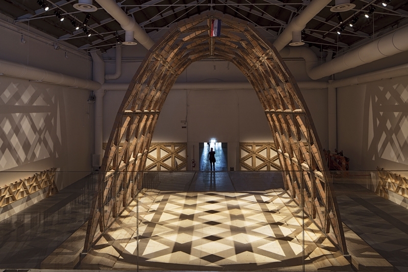 第15屆威尼斯建築雙年展金獅獎：「突圍」（Breaking the Siege）。（Photo by: Francesco Galli／Courtesy: La Biennale di Venezia）