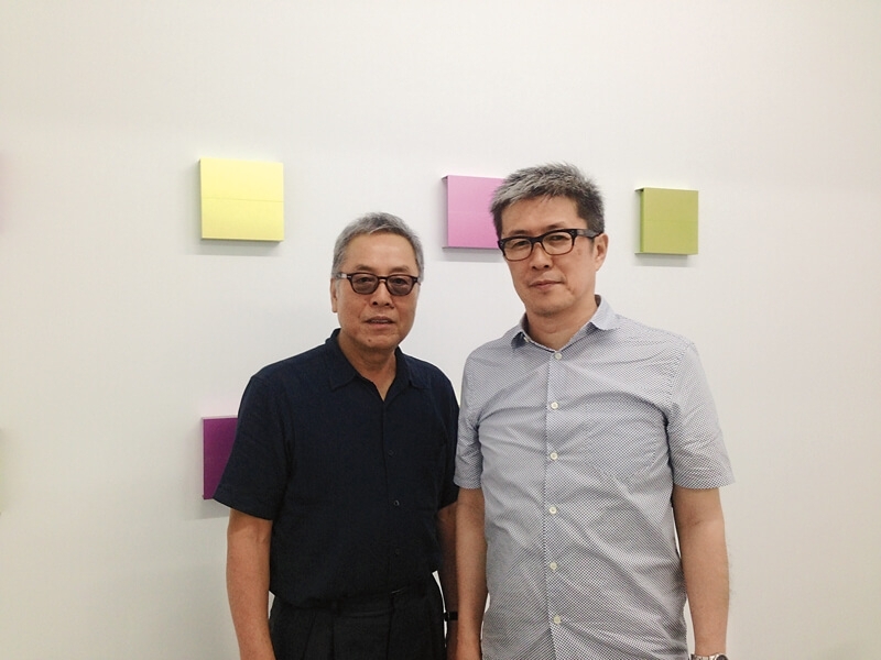 日本戰後藝術評論權威林道郎（Michio Hayashi）與日本畫廊Yamaguchi Kunst-Bau負責人山口孝（Takashi Yamaguchi）合影（右至左）。（攝影／陳意華）