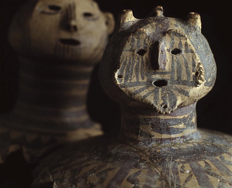 史前仰韶文化〈人頭型陶蓋〉，K-11038-005。©Östasiatiska Museet。