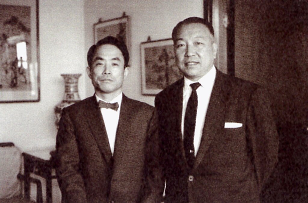 坂本五郎（左）與仇焱之。