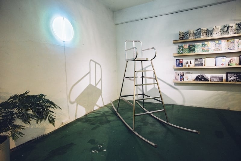 「草率季」現場藝術家謝佑承的裝置展品呈現。（草字頭國際提供）