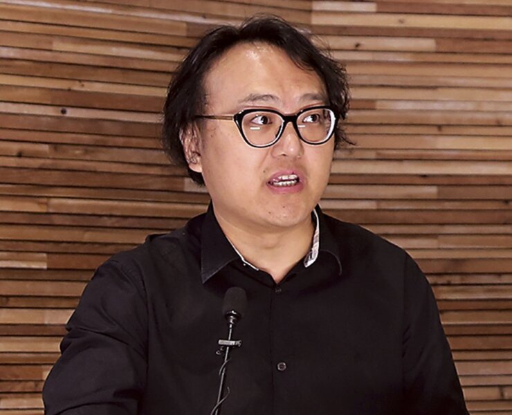 中國美術學院副院長高士明教授。