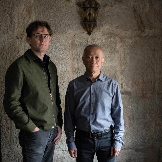 藝術家謝德慶及客座策展人希斯菲爾（Adrian Heathfield）。© Hugo Glendinning