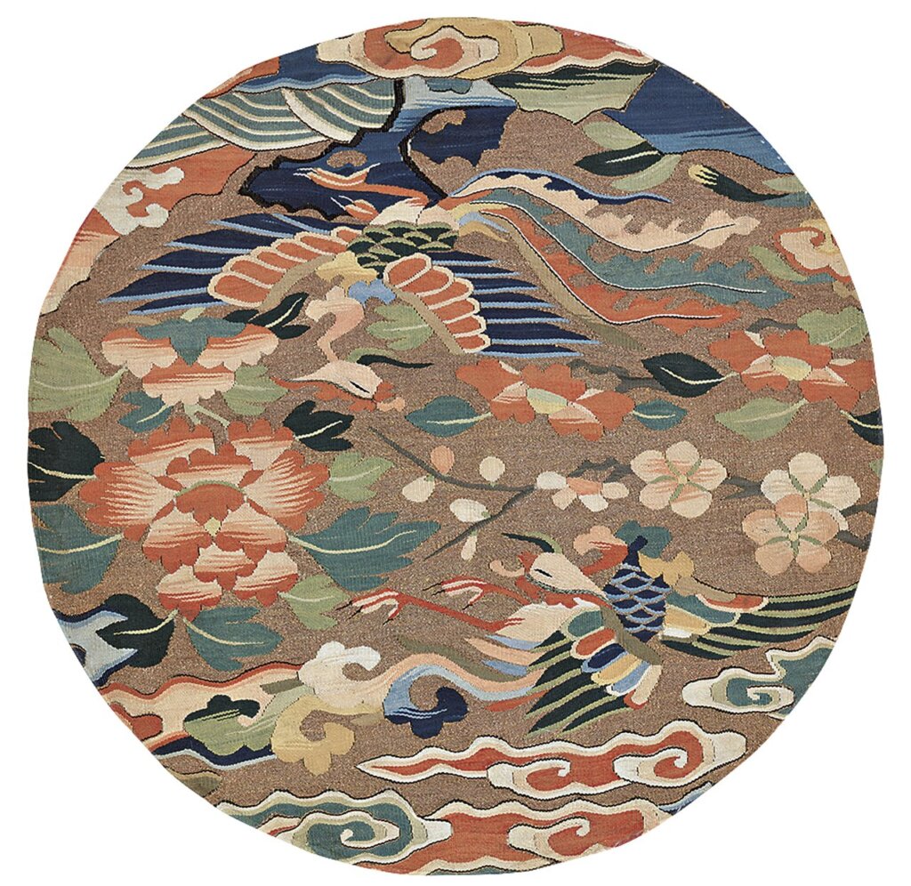明〈刻絲鳳穿牡丹團花〉 直徑30公分