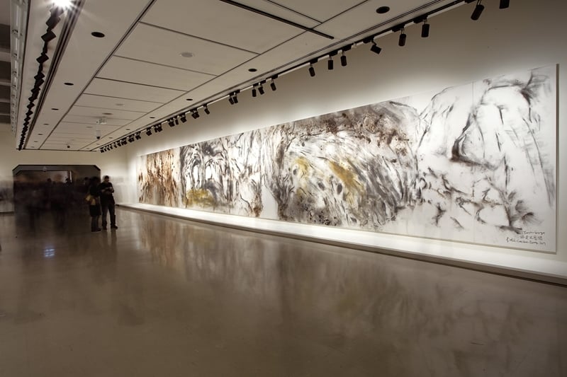 蔡國強《遊走太魯閣》於「蔡國強：泡美術館」展出一景。圖／誠品畫廊