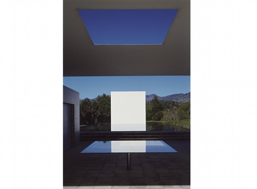 特瑞爾「天空之城」系列作品—《Stone Sky》（courtesy Florian Holzherr）。圖｜James Turrell Studio