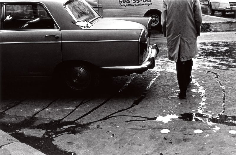 中平卓馬《循環：日期、場所、行為》（Circulation：Date, Place, Events）．銀鹽相片．1971。 ©Gen Nakahira 圖片提供：亦安畫廊台北、Osiris Co., Ltd