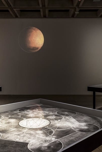 陳瀅如│屠學錶 複合媒材（素描、文件）、投影 2014 圖│陳瀅如、Chi-Wen Gallery