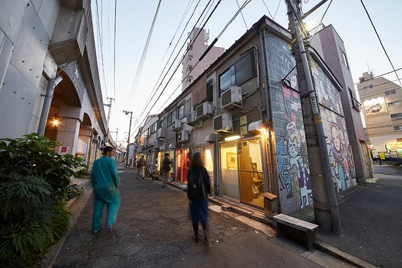 日本黃金町案例，圖片提供：新富町文化市場。